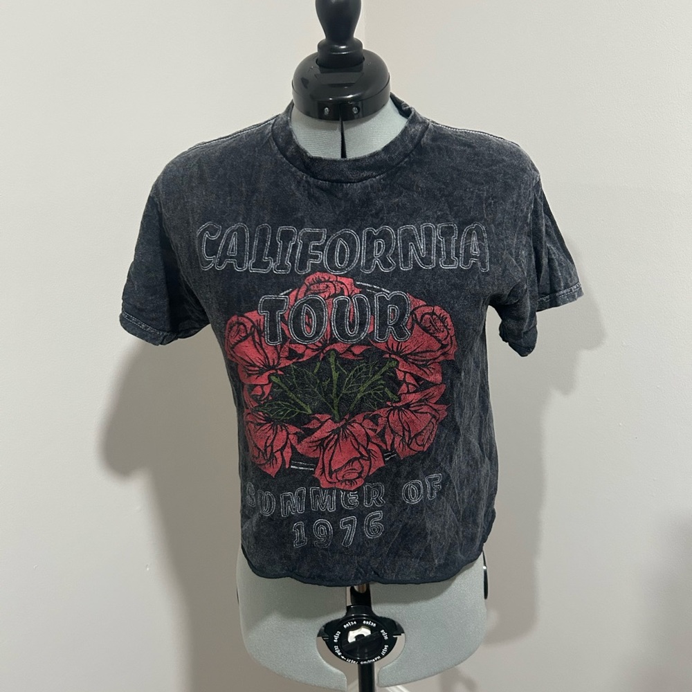 California Tour Graphic Crop T-Shirt